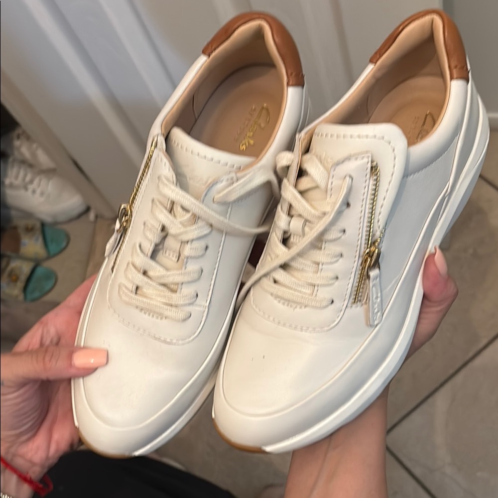 Clarks Cream and Tan Sneakers with Modern Design